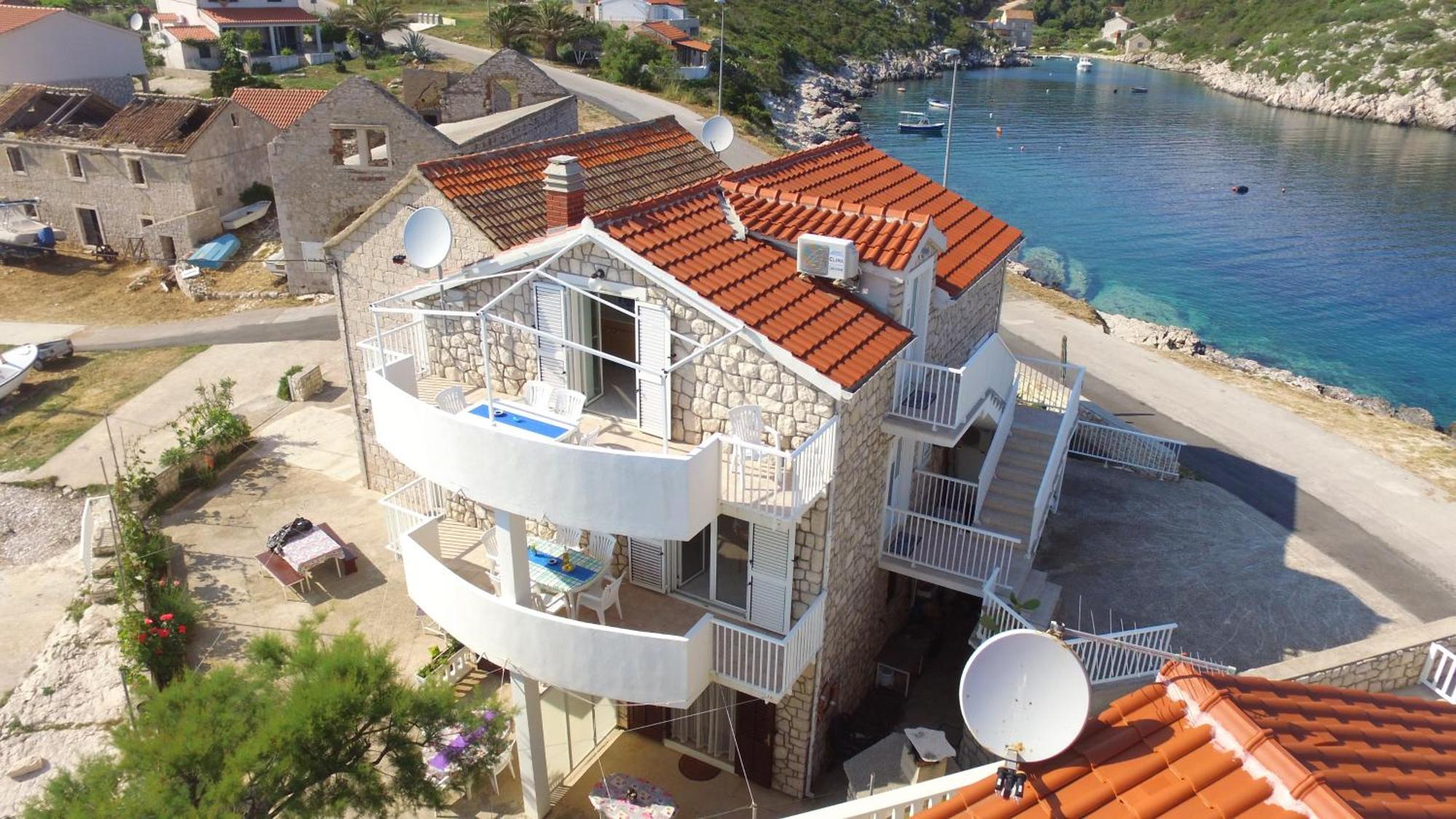 Apartment Karuza Rukavac Vis Luaran gambar
