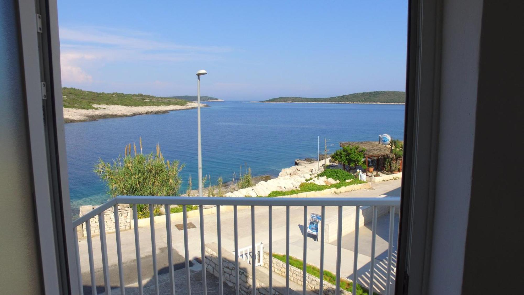 Apartment Karuza Rukavac Vis Luaran gambar